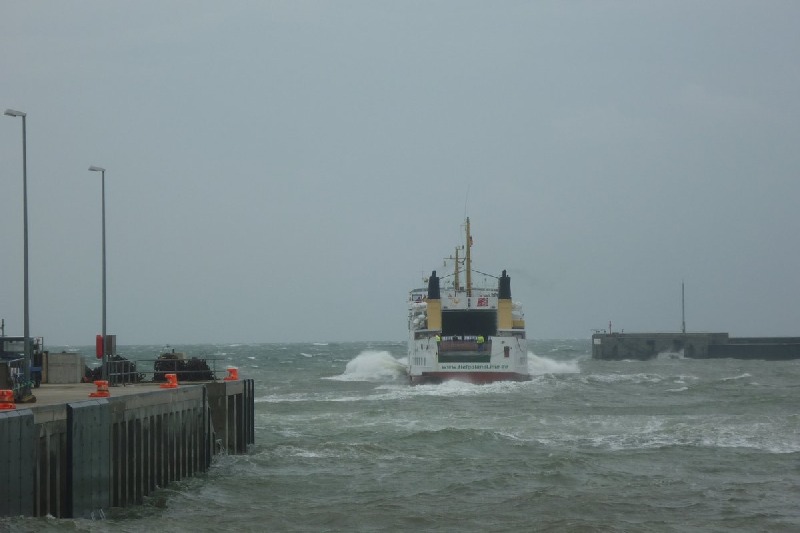 MS Helgoland im Helgoländer Südhafen.
