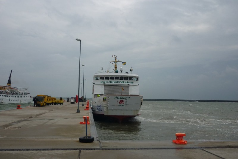 MS Helgoland im Helgoländer Südhafen.