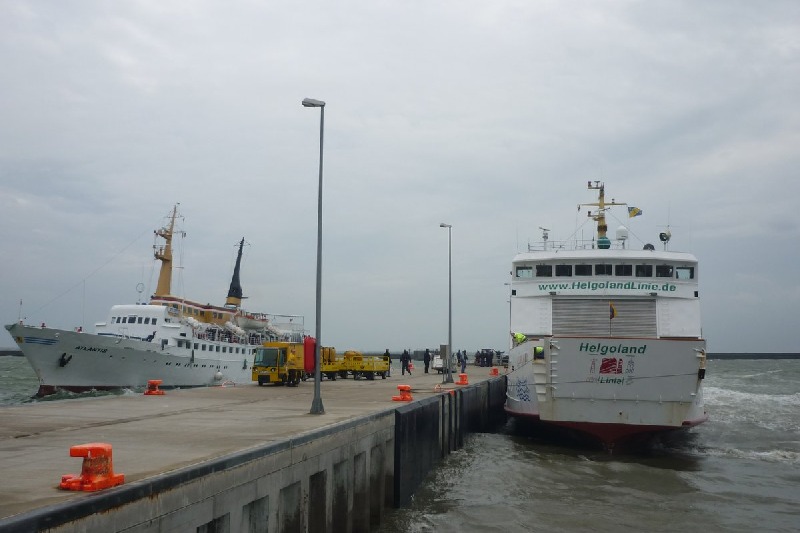 MS Helgoland im Helgoländer Südhafen.