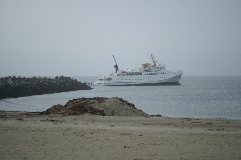 Die Funny Girlliegt auf Grund am Nordstrand der Helgoländer Düne.