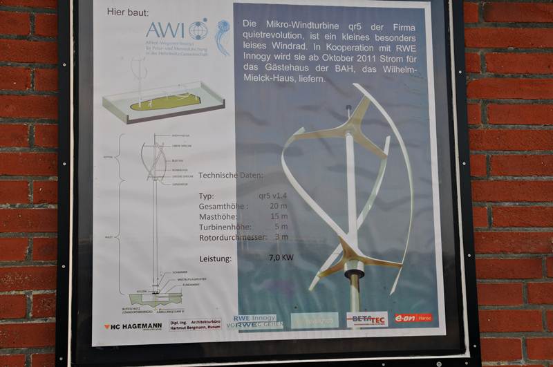 Der Darrieus-Rotor am Wilhelm-Mielck-Haus im Nordostgelände Helgolands