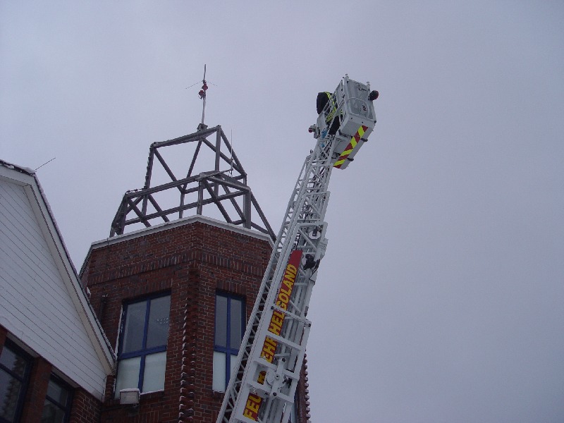 Das neue Fahrzeug der Freiwilligen Feuerwehr Helgoland. Ein Drehleiterwagen.