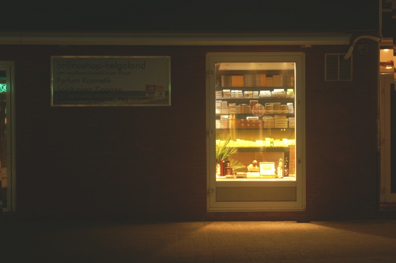 Das Schaufenster des Humidors im Seehotel auf Helgoland.
