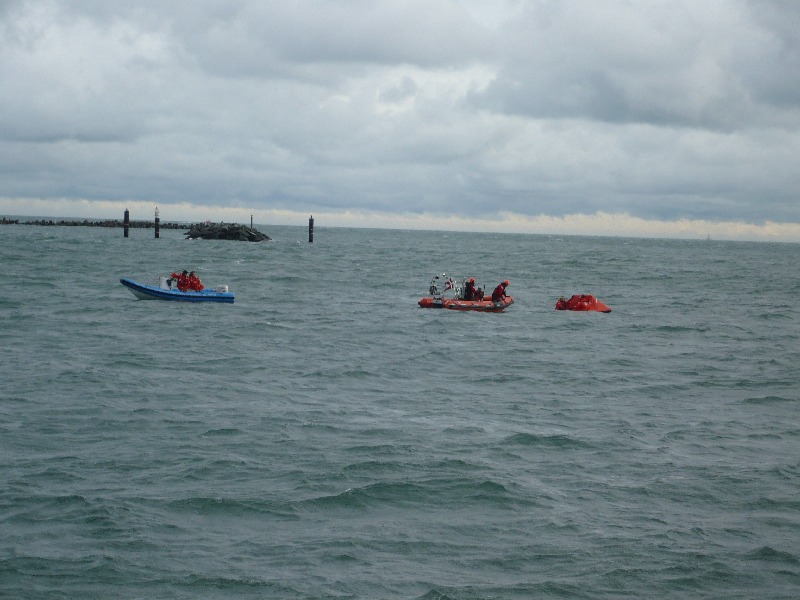 Seenotübung vor Helgoland.