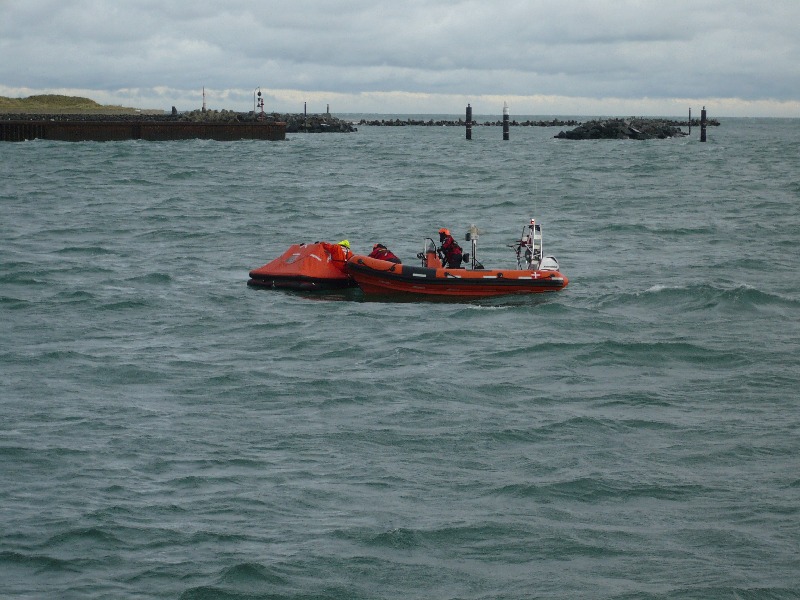 Seenotübung vor Helgoland.