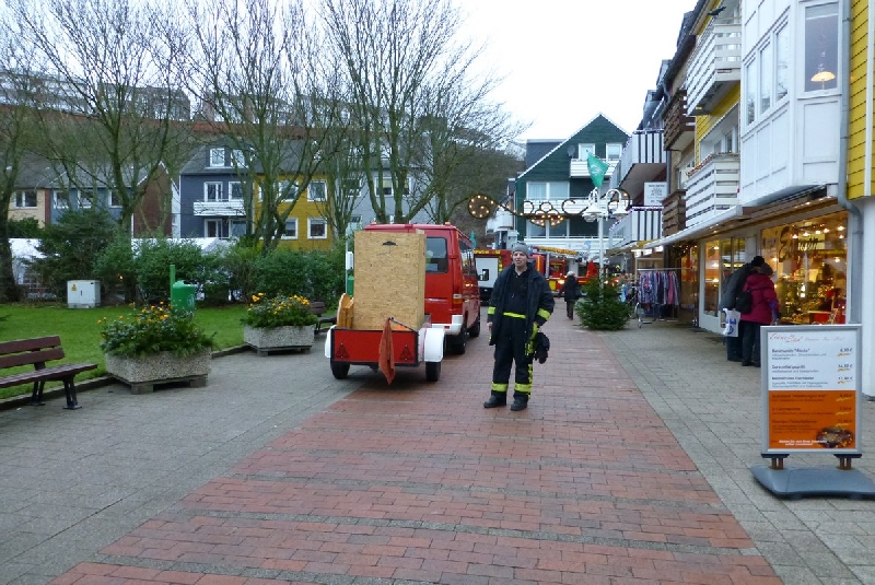 Informationsveranstaltung der Freiwilligen Feuerwehr Helgoland auf dem Siemensplatz.
