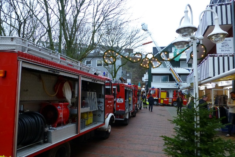 Informationsveranstaltung der Freiwilligen Feuerwehr Helgoland auf dem Siemensplatz.