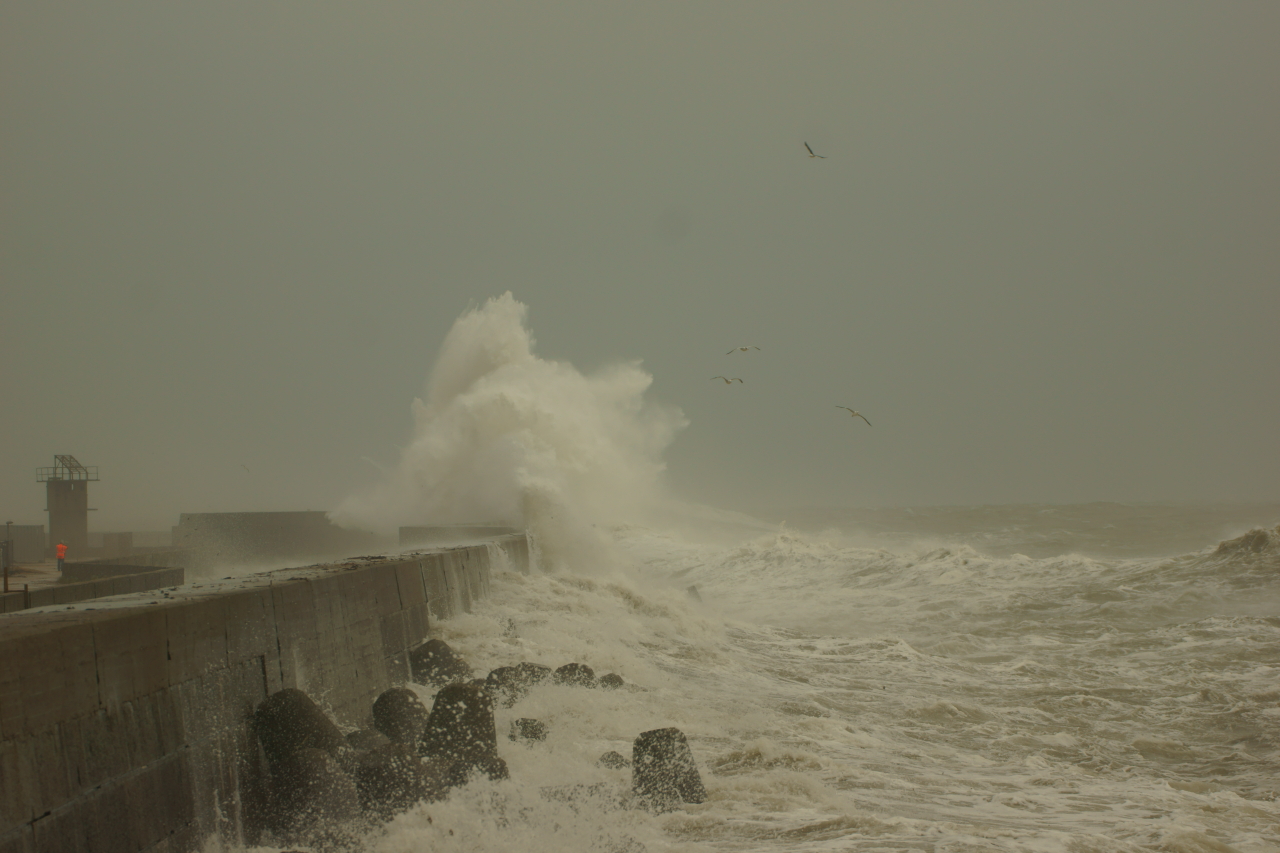 Sturmbilder vom Sturm am 22.10.2014 auf Helgoland.