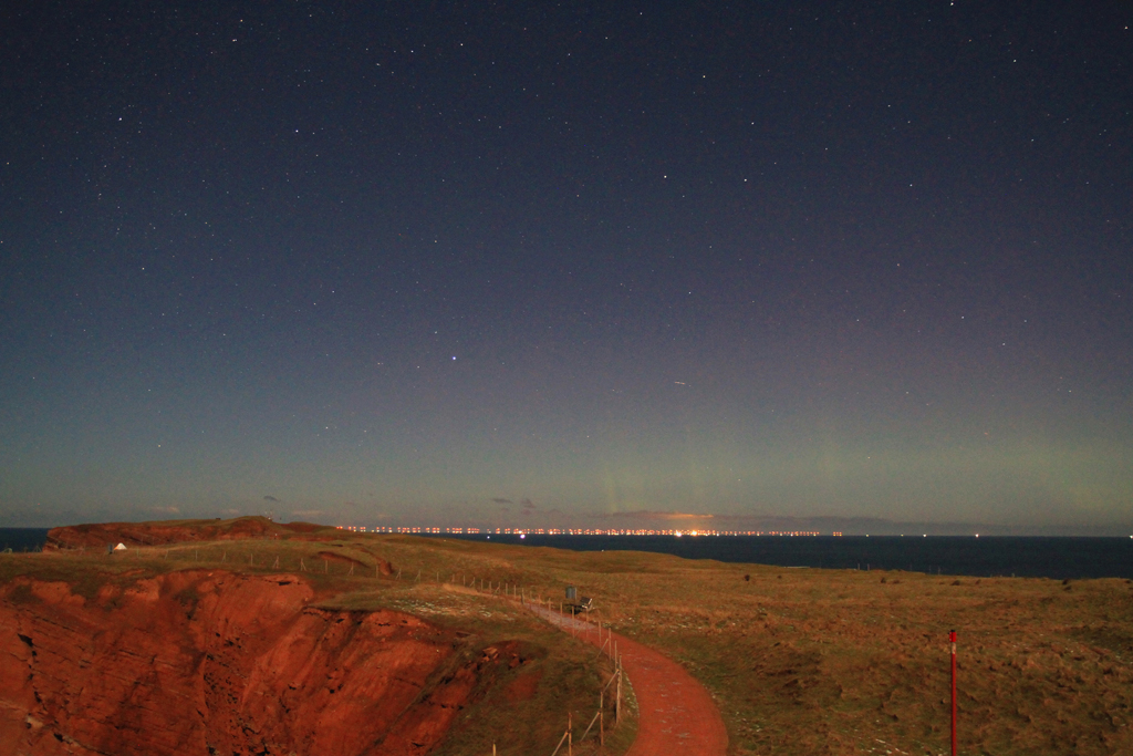 Nordlicht von Helgoland aus gesehen in Richtung Nordhorizont.