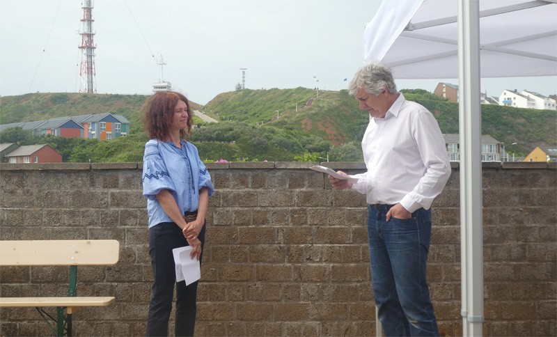 Eröffnungsveranstaltung zm Kunstprojekt Geschätzte Meerestiere des AWI auf Helgoland.