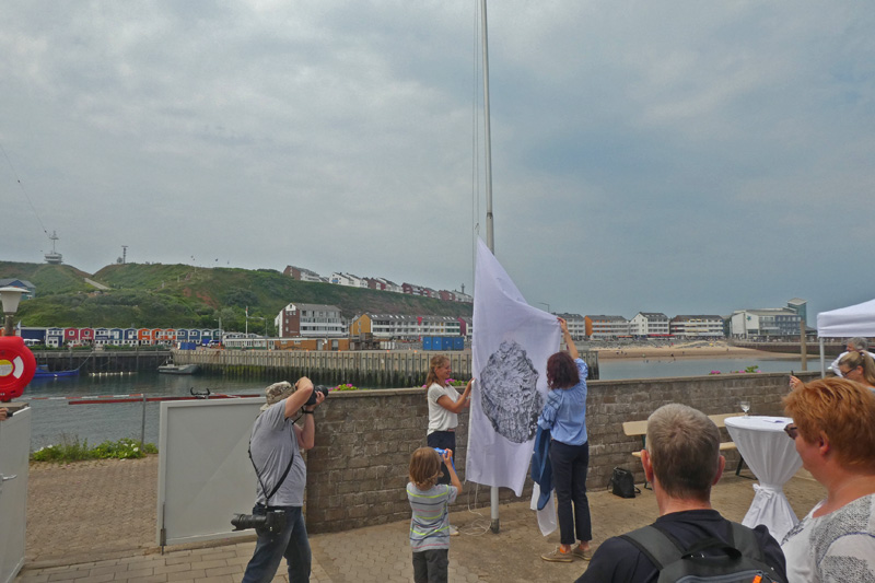 Eröffnungsveranstaltung zm Kunstprojekt Geschätzte Meerestiere des AWI auf Helgoland.