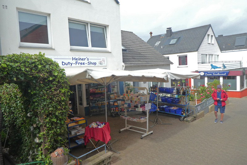 Heiners Duty Free Shop auf Helgoland in der Kirchstraße.