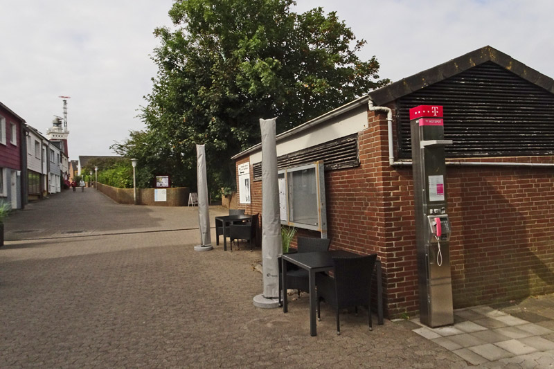 Kirchstraße in Höhe des Kindergartens Windstärke 12 auf Helgoland