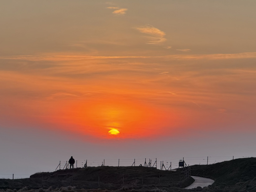 Sonnenuntergang von Helgoland aus gesehen.