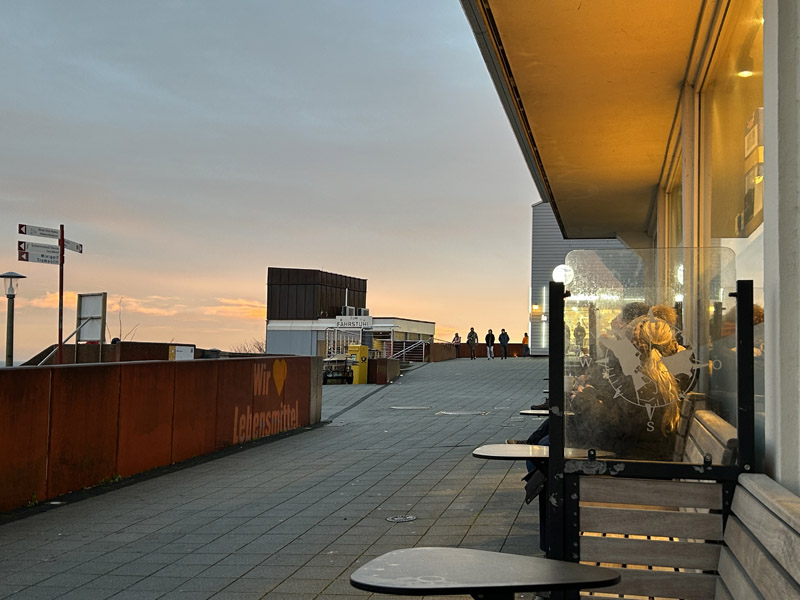 Der Edeka-Falmmarkt auf Helgoland.