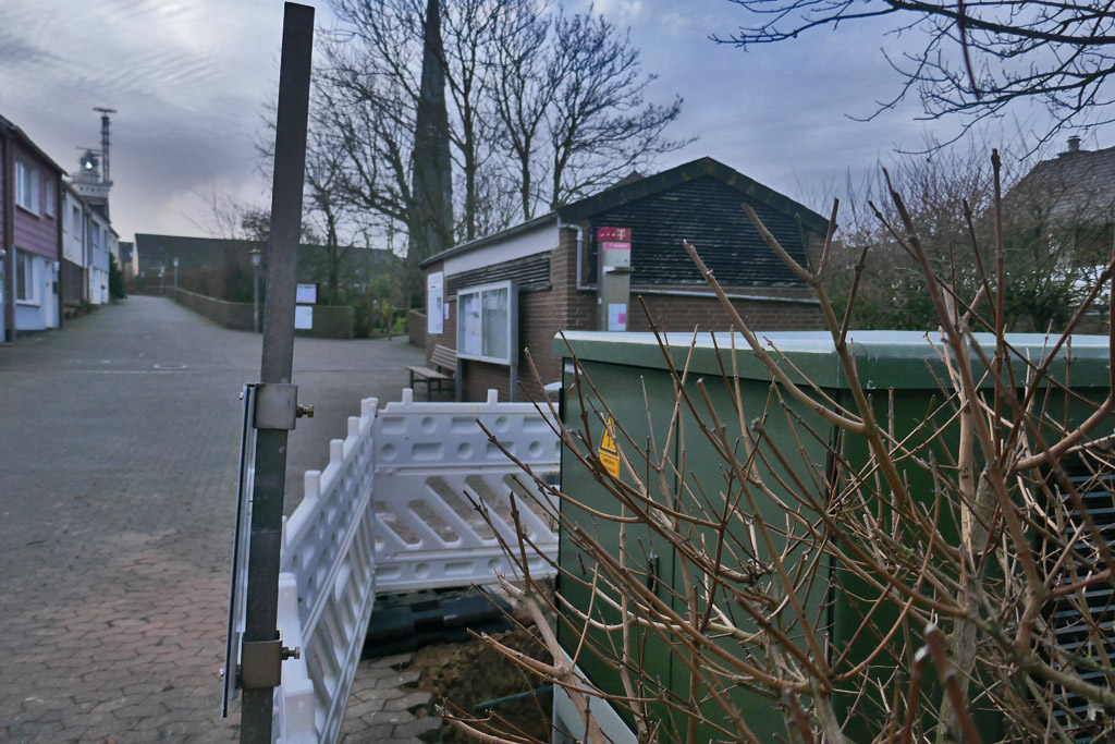 Eine der neuesten Trafostationen die gerade auf Helgoland installiert werden.