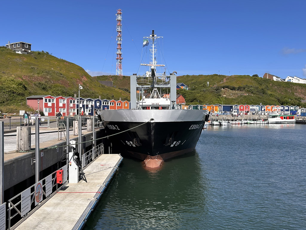 Tankmotorschiff Edda 2 im Scheibenhafen auf Helgoland.
