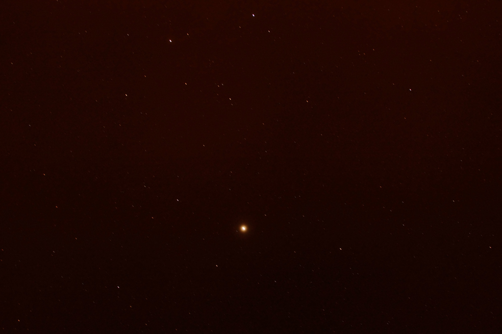 Der zunehmende Vollmond am 22.3.26 von Helgoland aus gesehen.