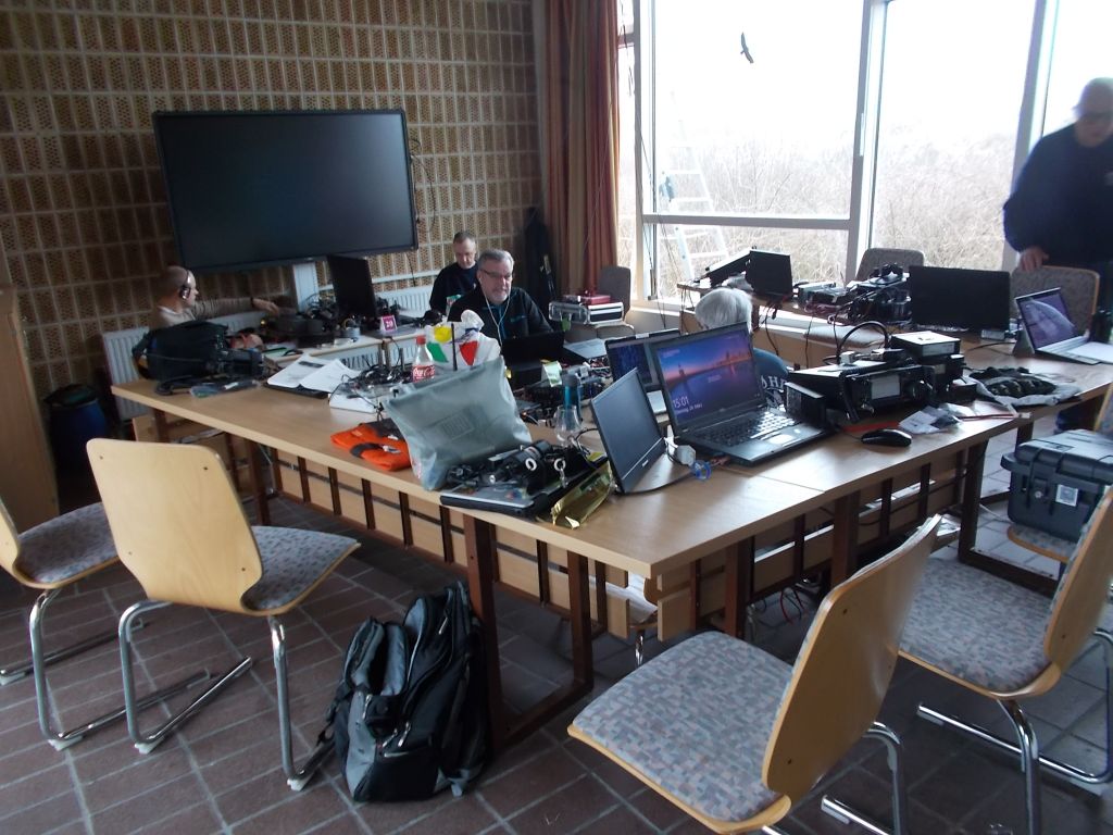 Bilder vom Treffen von Funkamatueren aus Hessen auf Helgoland.